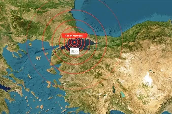 Powerful Earthquake Shakes Istanbul and the Marmara Region