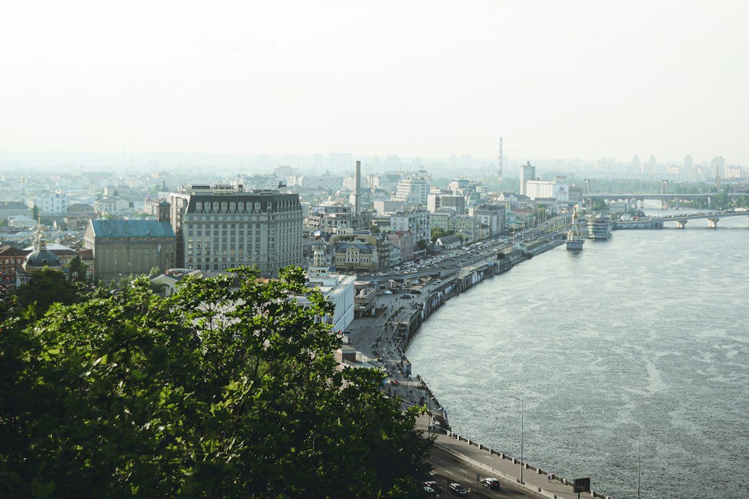 Kyiv and the Dnipro River; illustrative image. Photo: Oleksii Tsaryuk/Unsplash.